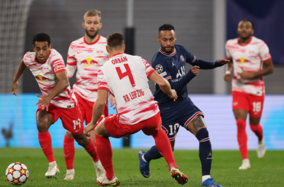 欧冠-巴黎2-2战平RB莱比锡 维纳尔杜姆两球索博斯洛伊点射绝平 欧冠-巴黎2-2战平RB莱比锡 维纳尔杜姆两球索博斯洛伊点射绝平