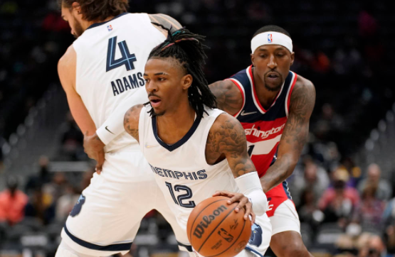 比尔17+7莫兰特仅11分 奇才七人得分上双115-87轻取灰熊 比尔17+7莫兰特仅11分 奇才七人得分上双115-87轻取灰熊