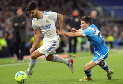 西甲-皇马主场2-1击败巴列卡诺 克罗斯破门本泽马建功 西甲-皇马主场2-1击败巴列卡诺 克罗斯破门本泽马建功