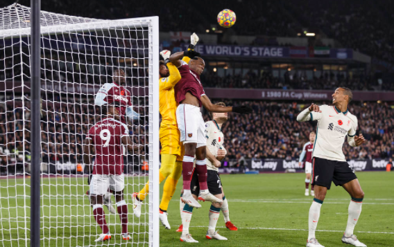 英超-利物浦2-3西汉姆遭联赛首败 阿利森乌龙阿诺德破门 英超-利物浦2-3西汉姆遭联赛首败 阿利森乌龙阿诺德破门