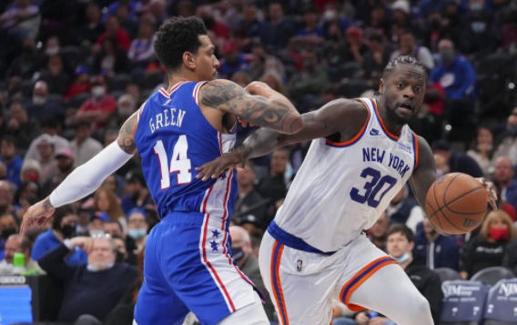 尼克斯103-96擒获76人避连败 兰德尔31+12庄神空砍25篮板 尼克斯103-96擒获76人避连败 兰德尔31+12庄神空砍25篮板