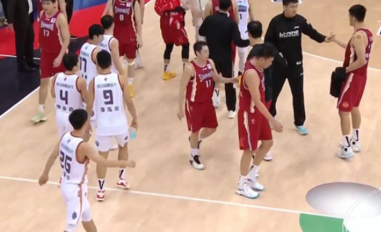 费尔德22+11+15原帅中8记三分 山西122-90送同曦9连败 费尔德22+11+15原帅中8记三分 山西122-90送同曦9连败