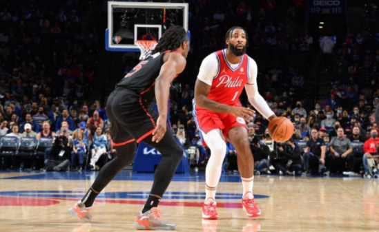 12日NBA纪录:庄神1000帽里程碑 热巴生涯单节最高分 12日NBA纪录:庄神1000帽里程碑 热巴生涯单节最高分