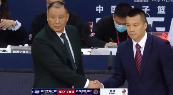 吉林104-107憾负广州 陈盈骏砍33+12姜伟泽25分 吉林104-107憾负广州 陈盈骏砍33+12姜伟泽25分