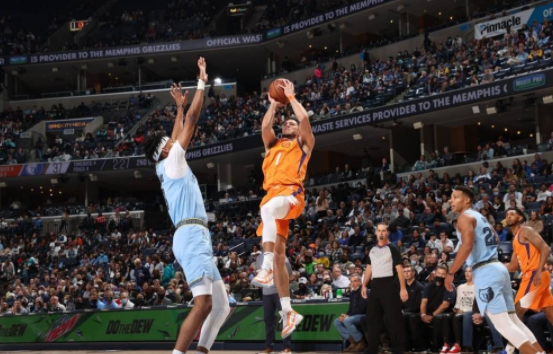 罗两双莫兰特空砍26+12 太阳7人上双119-94大胜灰熊 罗两双莫兰特空砍26+12 太阳7人上双119-94大胜灰熊