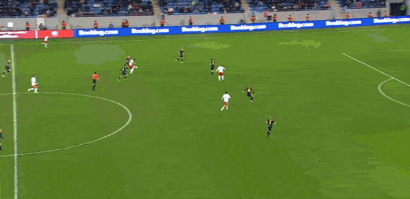 格鲁吉亚前腰1V5破门 格鲁吉亚前腰1V5破门