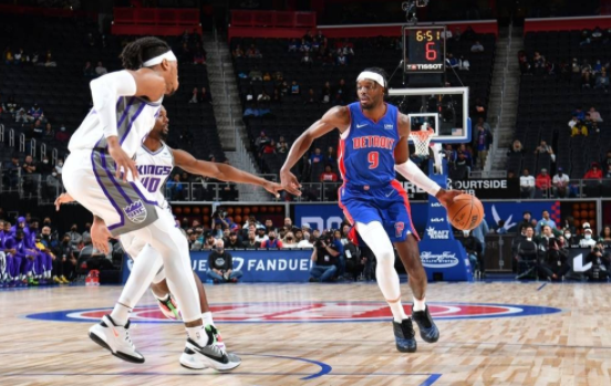 康宁汉姆25+8+8希尔德22分 国王六人上双129-107大胜活塞 康宁汉姆25+8+8希尔德22分 国王六人上双129-107大胜活塞