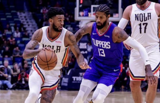 乔治19分瓦兰砍26+13 鹈鹕94-81逆转快船止2连败 乔治19分瓦兰砍26+13 鹈鹕94-81逆转快船止2连败