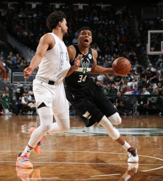 字母哥21+19+7亚历山大17分 雄鹿六人上双96-89险胜雷霆 字母哥21+19+7亚历山大17分 雄鹿六人上双96-89险胜雷霆