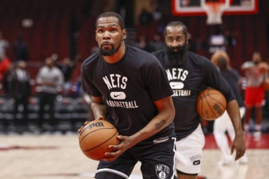 23日NBA前瞻:杜兰特将复出战骑士 太阳欲擒马刺冲13连胜 23日NBA前瞻:杜兰特将复出战骑士 太阳欲擒马刺冲13连胜