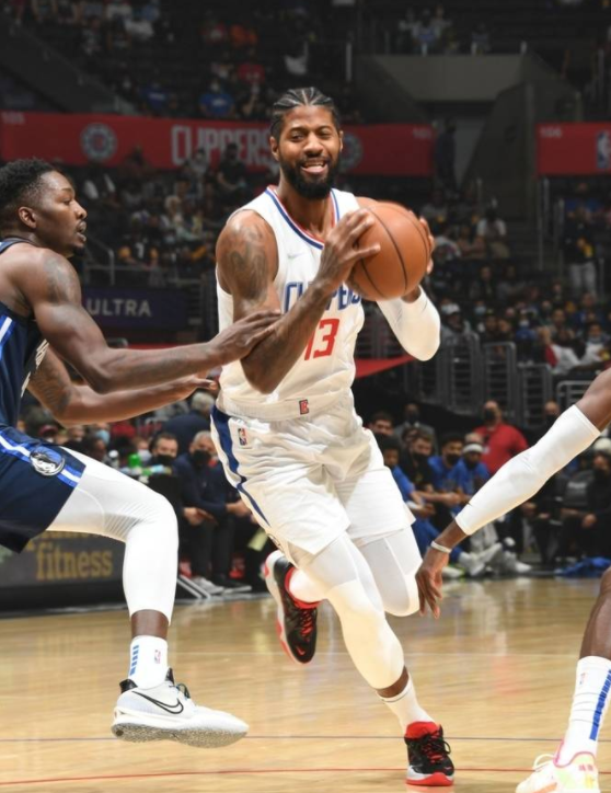 24日NBA前瞻:詹皇禁赛甜瓜战旧主尼克斯 快船欲再擒独行侠 24日NBA前瞻:詹皇禁赛甜瓜战旧主尼克斯 快船欲再擒独行侠