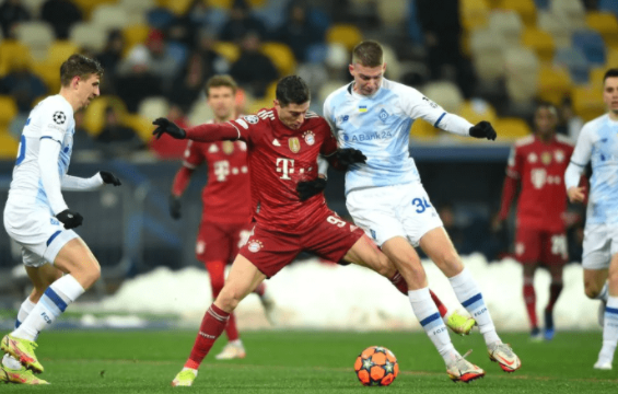 欧冠-拜仁2-1击败基辅小组5连胜 莱万精彩倒钩科曼建功 欧冠-拜仁2-1击败基辅小组5连胜 莱万精彩倒钩科曼建功