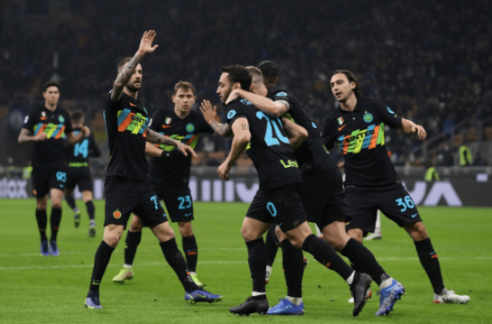 欧冠-国米前瞻:蓝黑军再遇苦主 战残阵矿工欲提前出线 欧冠-国米前瞻:蓝黑军再遇苦主 战残阵矿工欲提前出线