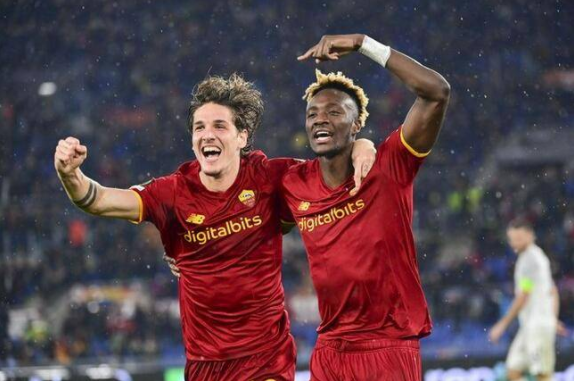 欧会杯-罗马4-0大胜卢甘斯克索尔亚 亚伯拉罕双响扎尼奥洛传射 欧会杯-罗马4-0大胜卢甘斯克索尔亚 亚伯拉罕双响扎尼奥洛传射