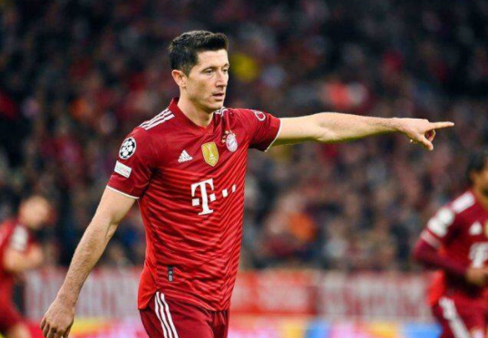 德甲-拜仁前瞻:南大王遇十人缺阵窘境 莱万欲继续进球 德甲-拜仁前瞻:南大王遇十人缺阵窘境 莱万欲继续进球