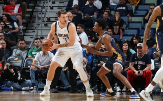 东契奇28+14领4人得分上双 独行侠139-107大胜鹈鹕止两连败 东契奇28+14领4人得分上双 独行侠139-107大胜鹈鹕止两连败