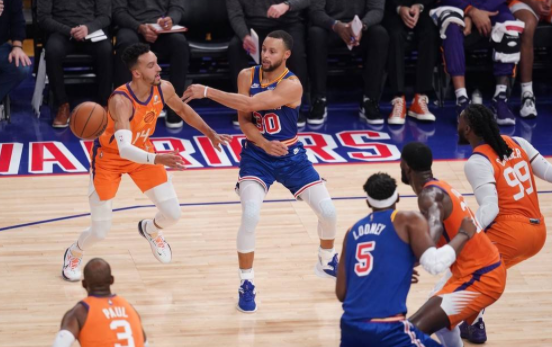 库里回暖23+5+5保罗12+8 太阳96-118负勇士18连胜终结 库里回暖23+5+5保罗12+8 太阳96-118负勇士18连胜终结