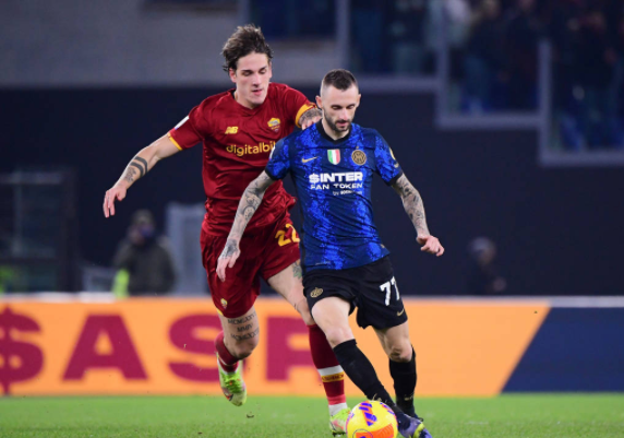 意甲-国际米兰3-0罗马 恰20角球直接破门+助攻哲科建功 意甲-国际米兰3-0罗马 恰20角球直接破门+助攻哲科建功