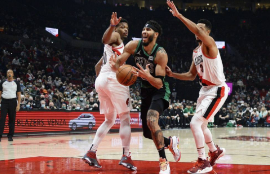 塔图姆砍31+10麦科勒姆24分 开拓者117-145负绿军吞连败 塔图姆砍31+10麦科勒姆24分 开拓者117-145负绿军吞连败