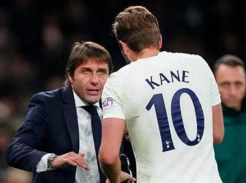 英超-热刺前瞻:孔蒂欲延续不败 誓擒升班马冲击前四 英超-热刺前瞻:孔蒂欲延续不败 誓擒升班马冲击前四