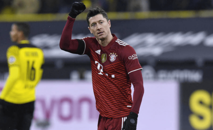 一周最佳:莱万笑傲国家德比荣膺MVP 萨拉赫领最佳阵 一周最佳:莱万笑傲国家德比荣膺MVP 萨拉赫领最佳阵