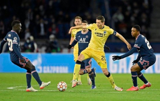 欧冠-巴黎4-1大胜布鲁日出线 姆巴佩两射一传梅西双响+世界波 欧冠-巴黎4-1大胜布鲁日出线 姆巴佩两射一传梅西双响+世界波