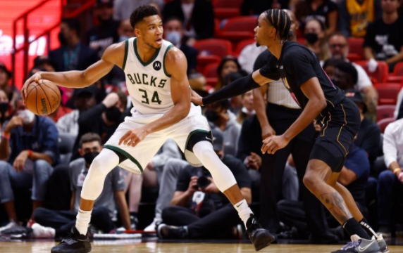 热火22记三分主场113-104擒雄鹿 洛瑞22+13字母哥15分 热火22记三分主场113-104擒雄鹿 洛瑞22+13字母哥15分