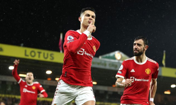 英超-曼联1-0战胜诺维奇 C罗点射制胜德赫亚屡献神扑 英超-曼联1-0战胜诺维奇 C罗点射制胜德赫亚屡献神扑