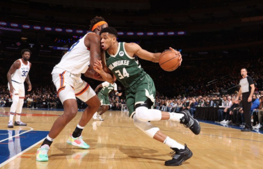 雄鹿112-97送尼克斯3连败 字母哥20+9米德尔顿24+8格莱姆斯27分 雄鹿112-97送尼克斯3连败 字母哥20+9米德尔顿24+8格莱姆斯27分