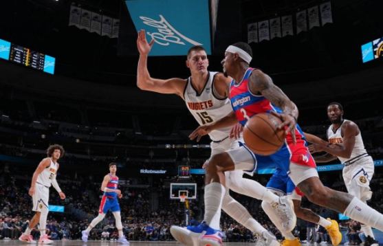 约基奇28+19+9被驱逐比尔两双 掘金113-107擒奇才迎2连胜 约基奇28+19+9被驱逐比尔两双 掘金113-107擒奇才迎2连胜