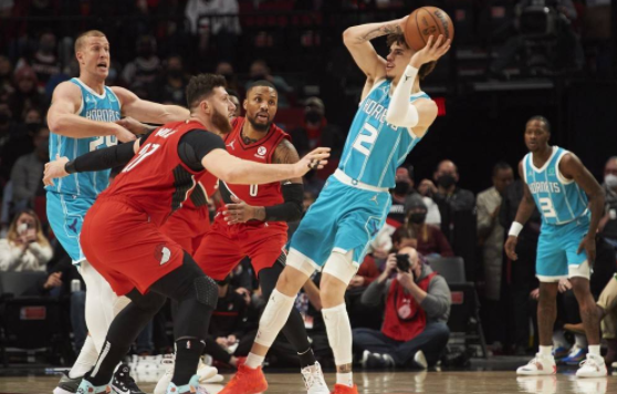 三球复出27+4+5利拉德43分 开拓者125-116胜黄蜂结束七连败 三球复出27+4+5利拉德43分 开拓者125-116胜黄蜂结束七连败