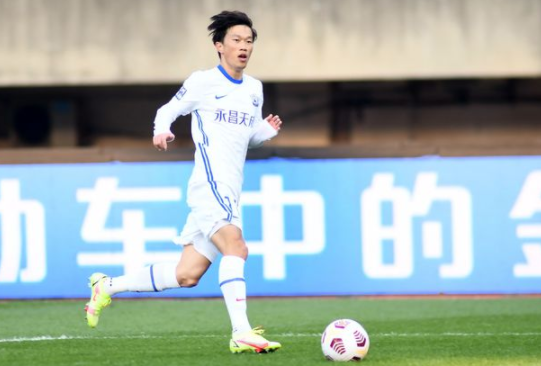 中超-沧州雄狮2-1战胜大连人 谢鹏飞梅开二度博阿滕点射 中超-沧州雄狮2-1战胜大连人 谢鹏飞梅开二度博阿滕点射