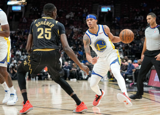 范弗利特27+12库明加26分 勇士多主力轮休100-119惨败猛龙 范弗利特27+12库明加26分 勇士多主力轮休100-119惨败猛龙