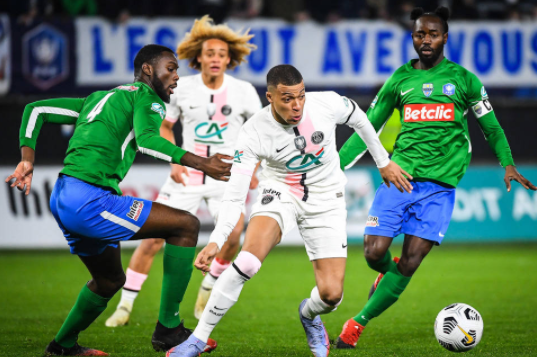 法国杯-巴黎3-0完胜菲格内斯 姆巴佩两度造点+梅开二度 法国杯-巴黎3-0完胜菲格内斯 姆巴佩两度造点+梅开二度