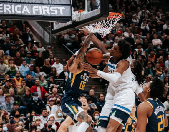 爵士128-116力克森林狼 米切尔28+7 戈贝尔20+17 比斯利33+6 爵士128-116力克森林狼 米切尔28+7 戈贝尔20+17 比斯利33+6