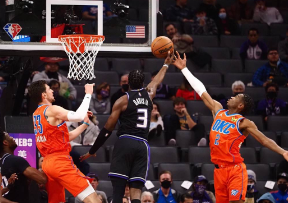 哈利伯顿24+10亚历山大33分 国王117-111擒雷霆终结3连败 哈利伯顿24+10亚历山大33分 国王117-111擒雷霆终结3连败