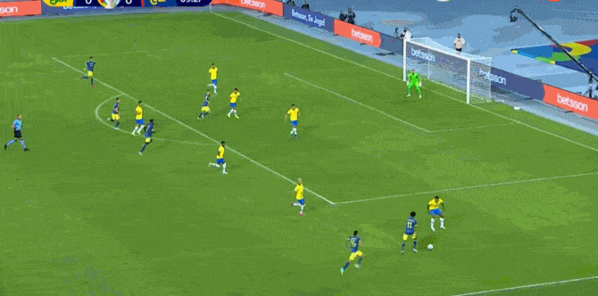 哥伦比亚妖锋倒勾破门 哥伦比亚妖锋倒勾破门