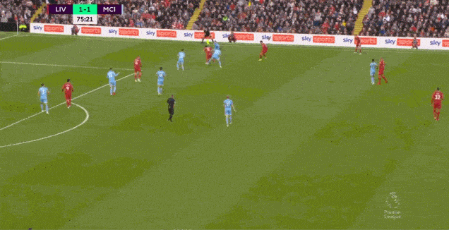 萨拉赫独闯龙潭破门 萨拉赫独闯龙潭破门