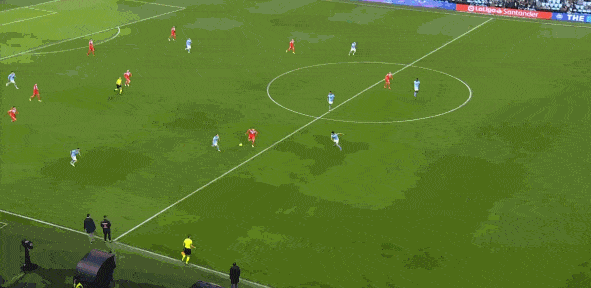 武磊队友天外飞仙破门 武磊队友天外飞仙破门