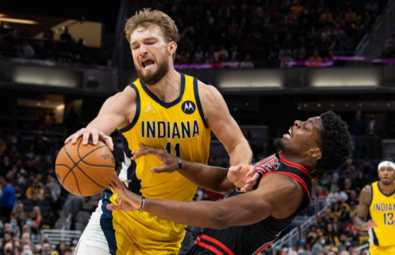 德罗赞绝杀拉文17+6+4 公牛108-106险胜步行者获六连胜 德罗赞绝杀拉文17+6+4 公牛108-106险胜步行者获六连胜