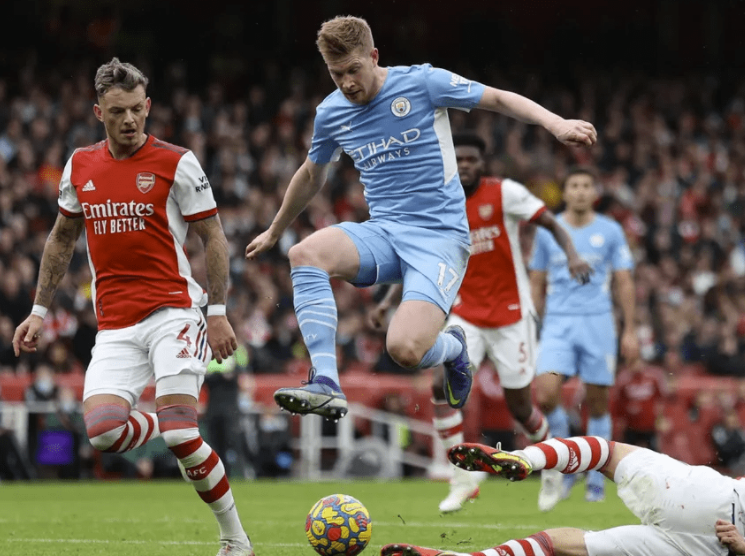 一周最佳:德布劳内助曼城连胜MVP 携C罗领最佳阵 一周最佳:德布劳内助曼城连胜MVP 携C罗领最佳阵