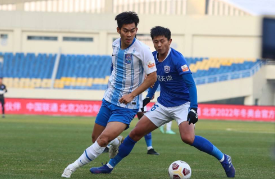 中超-天津津门虎1-0战胜沧州雄狮 巴顿伤退谢维军绝杀 中超-天津津门虎1-0战胜沧州雄狮 巴顿伤退谢维军绝杀