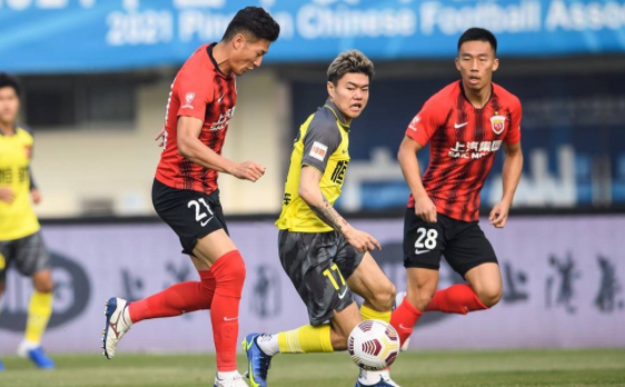 中超-海港1-0广州夺亚军 01年小将制胜张琳芃补时失点 中超-海港1-0广州夺亚军 01年小将制胜张琳芃补时失点