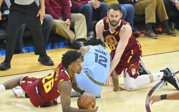 灰熊110-106险胜骑士 莫兰特26+6加兰德砍27+10 灰熊110-106险胜骑士 莫兰特26+6加兰德砍27+10