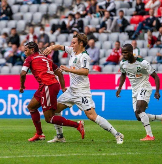 德甲-拜仁前瞻:一线队大面积确诊 无奈残阵出战克星 德甲-拜仁前瞻:一线队大面积确诊 无奈残阵出战克星