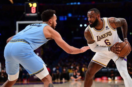 詹姆斯35+9+7威少低迷 灰熊127-119击败湖人豪取九连胜 詹姆斯35+9+7威少低迷 灰熊127-119击败湖人豪取九连胜