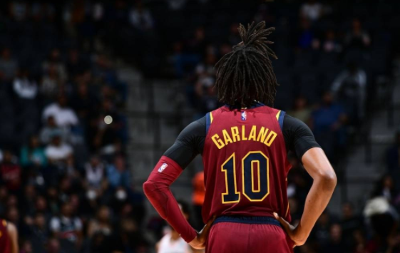 骑士114-109送马刺5连败 加兰德32+8阿伦17+16穆雷30+14 骑士114-109送马刺5连败 加兰德32+8阿伦17+16穆雷30+14