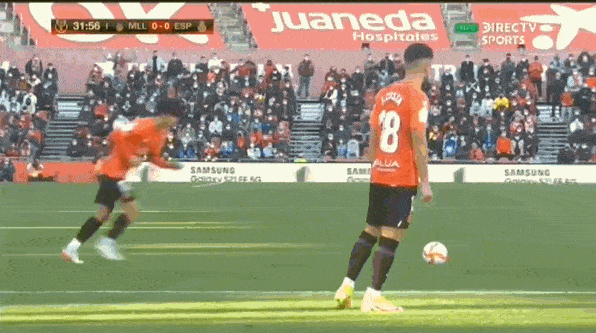 久保健英绝妙任意球破门 久保健英绝妙任意球破门