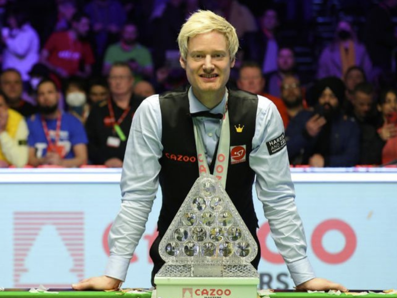 大师赛罗伯逊10-4大胜霍金斯 时隔10年第二次夺冠 大师赛罗伯逊10-4大胜霍金斯 时隔10年第二次夺冠