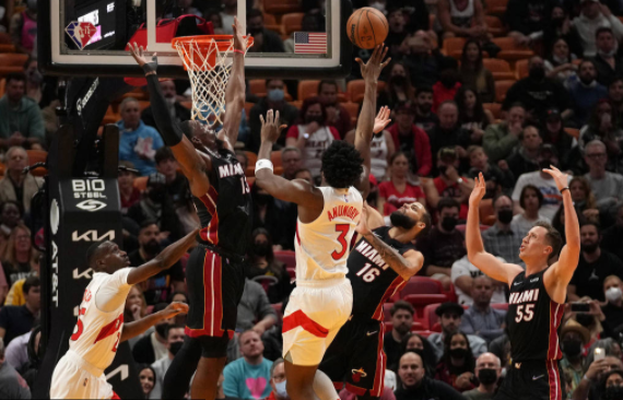 热火104-99擒猛龙 巴特勒三双西卡18+10 阿德巴约复出 热火104-99擒猛龙 巴特勒三双西卡18+10 阿德巴约复出